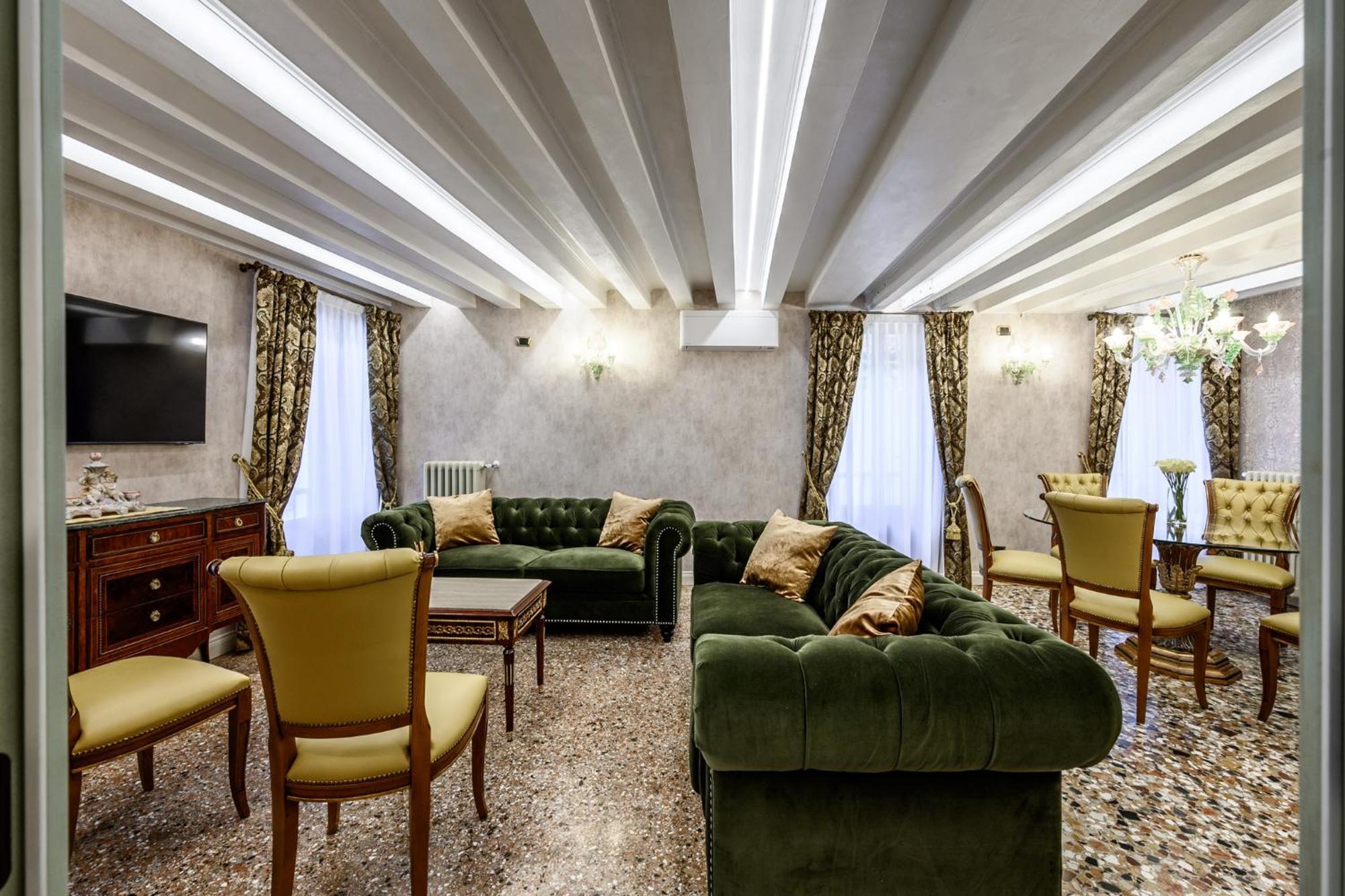 Ca Rialto 4122 - Luxury Terrace Appartement Venetië Buitenkant foto