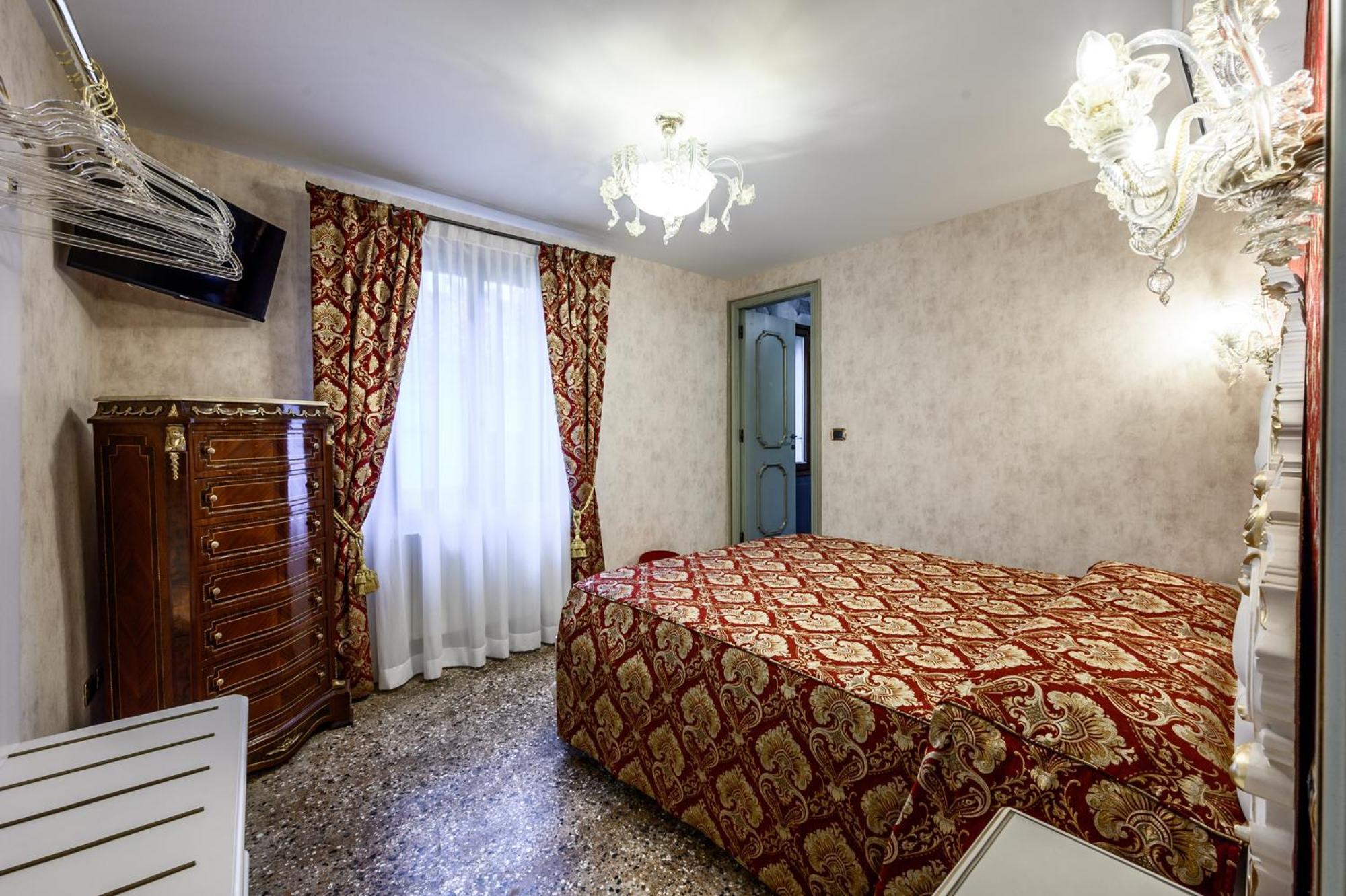 Ca Rialto 4122 - Luxury Terrace Appartement Venetië Buitenkant foto