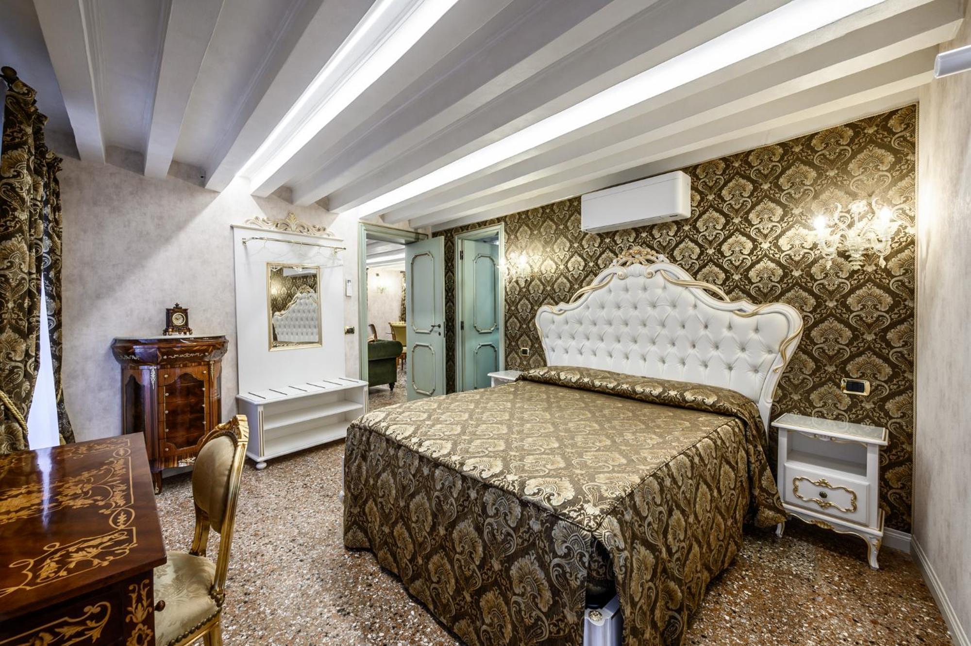 Ca Rialto 4122 - Luxury Terrace Appartement Venetië Buitenkant foto